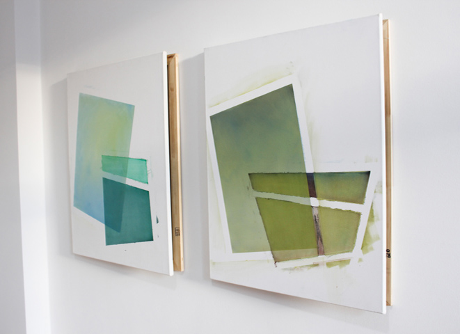 Freedom of space, 2011, oil, acrylic, canvas, dyptichon, 90 × 70 cm each, like a book in space (Kirsten Kötter) /
  Freiheit des Raumes