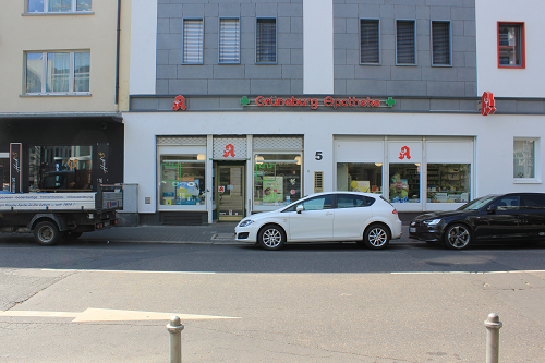 Frankfurt a. M., Grüneburgweg 5, 2018, Grüneburg Apotheke + Ausstockung, Foto: Kirsten Kötter